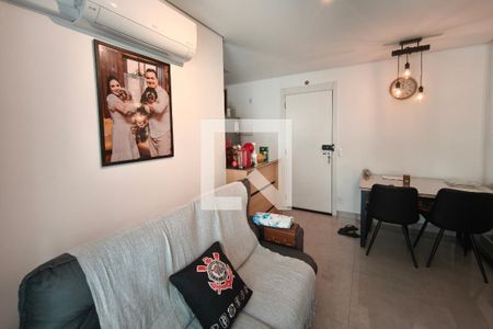 Sala de apartamento à venda com 2 quartos, 49m² em Jardim Ipaussurama, Campinas