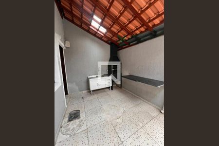 Casa à venda com 3 quartos, 185m² em Vila Salete, São Paulo