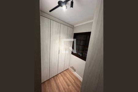 Casa à venda com 3 quartos, 185m² em Vila Salete, São Paulo