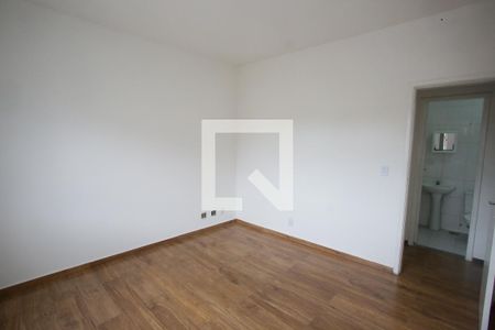 Quarto 1 de casa para alugar com 2 quartos, 80m² em Jacarepaguá, Rio de Janeiro