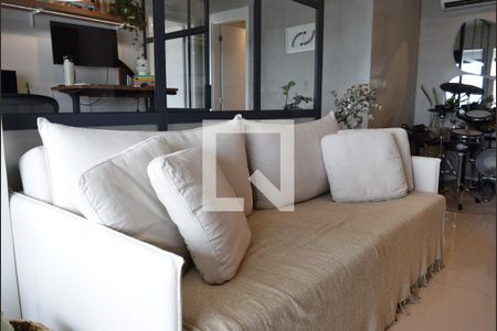 Apartamento para alugar com 2 quartos, 73m² em Cerqueira César, São Paulo