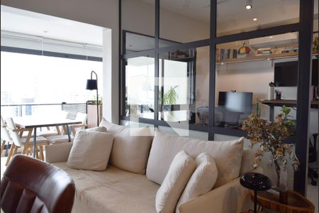 Apartamento para alugar com 2 quartos, 73m² em Cerqueira César, São Paulo