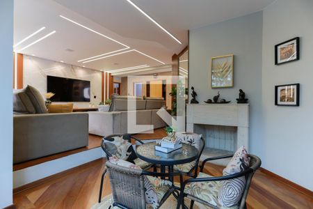 Sala de lareira de apartamento à venda com 4 quartos, 250m² em Parque Mandaqui, São Paulo