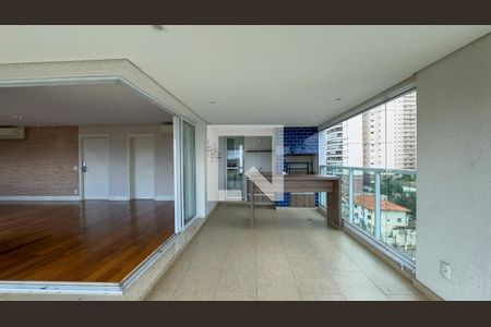 Sacada de apartamento à venda com 3 quartos, 185m² em Campo Belo, São Paulo