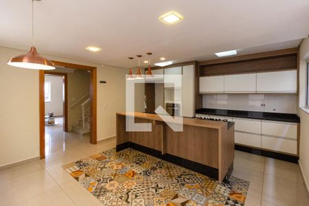 Casa para alugar com 3 quartos, 200m² em Jardim Pinhal, Guarulhos