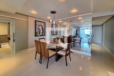 Sala de apartamento para alugar com 4 quartos, 151m² em Camboinhas, Niterói