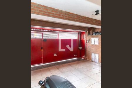 Casa à venda com 4 quartos, 145m² em Vila Chuca, São Paulo