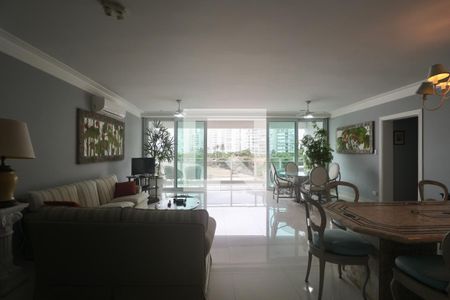 Sala de apartamento para alugar com 3 quartos, 220m² em Sítio Paecara (vicente de Carvalho), Guarujá