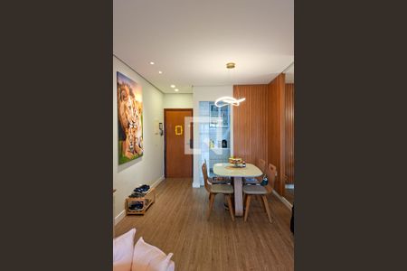 Sala de apartamento para alugar com 3 quartos, 135m² em Guilhermina, Praia Grande