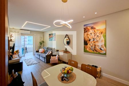 Sala de apartamento para alugar com 3 quartos, 135m² em Guilhermina, Praia Grande