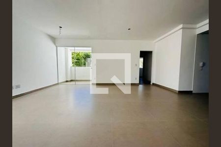 Casa à venda com 3 quartos, 134m² em Santa Rosa, Belo Horizonte