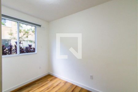 Quarto 02 de apartamento para alugar com 2 quartos, 50m² em Jardim Arpoador, São Paulo