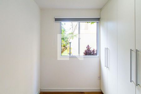 Quarto 01 de apartamento para alugar com 2 quartos, 50m² em Jardim Arpoador, São Paulo