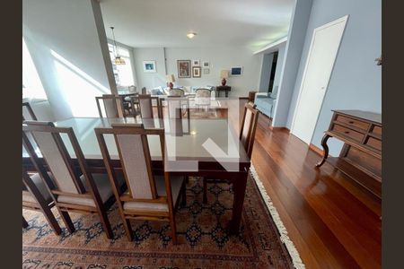 Apartamento à venda com 4 quartos, 230m² em Copacabana, Rio de Janeiro