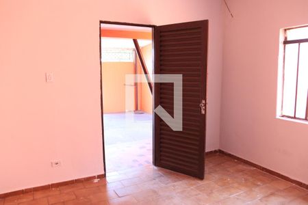 Sala de casa para alugar com 3 quartos, 220m² em Setor Crimeia Oeste, Goiânia
