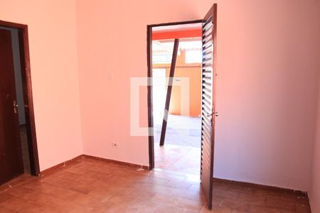 Sala de casa para alugar com 3 quartos, 220m² em Setor Crimeia Oeste, Goiânia