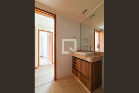 Banheiro de apartamento para alugar com 2 quartos, 113m² em Chora Menino, São Paulo