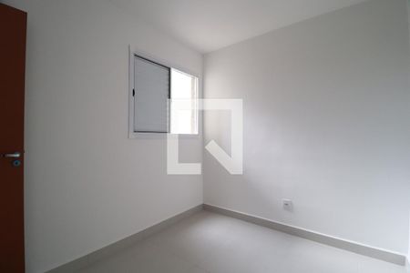 Quarto 1 de apartamento para alugar com 2 quartos, 52m² em Laranjeiras, Uberlândia