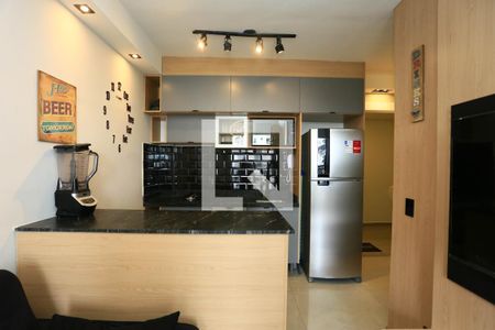 cozinha de apartamento para alugar com 2 quartos, 40m² em Cidade Jardim, São Paulo
