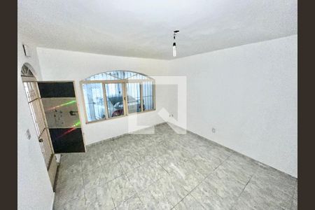 Casa à venda com 4 quartos, 300m² em Lauzane Paulista, São Paulo