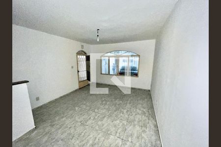 Casa à venda com 4 quartos, 300m² em Lauzane Paulista, São Paulo