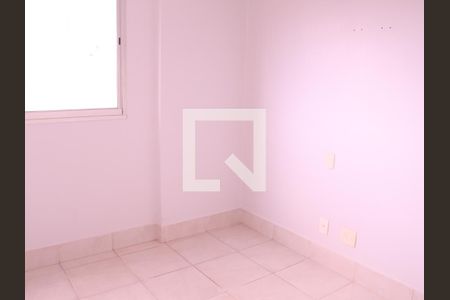 Quarto  de apartamento para alugar com 2 quartos, 65m² em Jardim Goiás, Goiânia