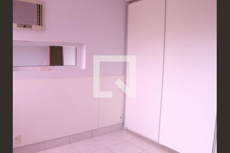 Suíte de apartamento para alugar com 2 quartos, 65m² em Jardim Goiás, Goiânia