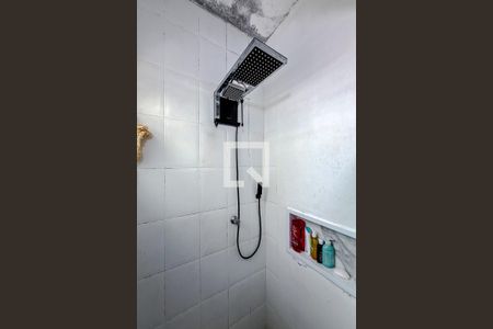 Banheiro de kitnet/studio à venda com 1 quarto, 26m² em Liberdade, São Paulo