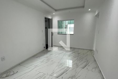 Sala de apartamento para alugar com 3 quartos, 100m² em Vila Sarapui, Duque de Caxias