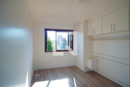 Suíte de apartamento para alugar com 2 quartos, 167m² em São João, Porto Alegre