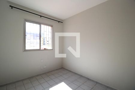 Quarto 2 de apartamento para alugar com 3 quartos, 70m² em Lagoinha, Uberlândia