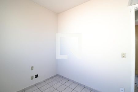 Quarto 1 de apartamento para alugar com 3 quartos, 70m² em Lagoinha, Uberlândia