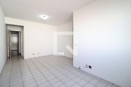 Sala de apartamento para alugar com 3 quartos, 70m² em Lagoinha, Uberlândia