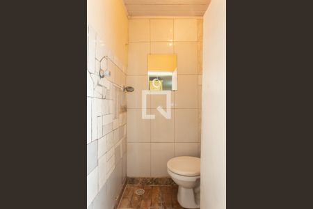 Banheiro Social de casa para alugar com 1 quarto, 55m² em Itaquera, São Paulo