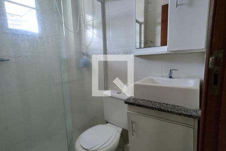 Banheiro da Suíte  de apartamento para alugar com 1 quarto, 44m² em Boqueirão, Praia Grande