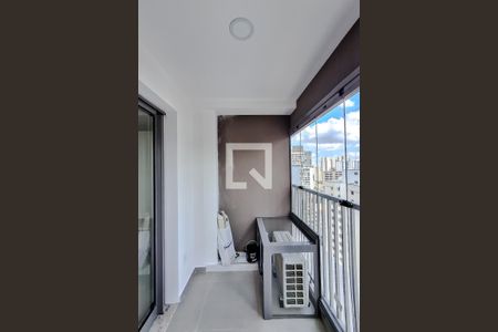 Varanda de kitnet/studio à venda com 1 quarto, 21m² em Vila Mariana, São Paulo