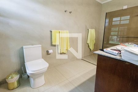 Banheiro da Suíte 1 de casa de condomínio para alugar com 4 quartos, 3818m² em Helvetia Country, Indaiatuba