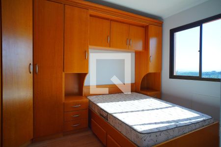 Quarto 2 de apartamento à venda com 2 quartos, 58m² em Jardim Carvalho, Porto Alegre