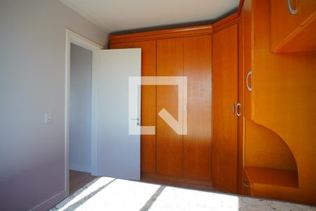 Quarto 2 de apartamento à venda com 2 quartos, 58m² em Jardim Carvalho, Porto Alegre