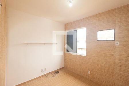 Quarto 1 de casa de condomínio para alugar com 2 quartos, 60m² em Campo Grande, Rio de Janeiro