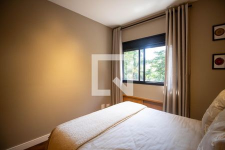 Quarto 1 de apartamento à venda com 3 quartos, 229m² em Morumbi, São Paulo