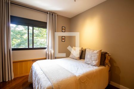 Quarto 1 de apartamento à venda com 3 quartos, 229m² em Morumbi, São Paulo