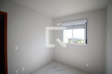 Quarto 1 de apartamento para alugar com 2 quartos, 57m² em Humaitá, Porto Alegre