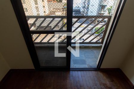 SACADA de apartamento à venda com 3 quartos, 95m² em Vila Rossi Borghi E Siqueira, Campinas