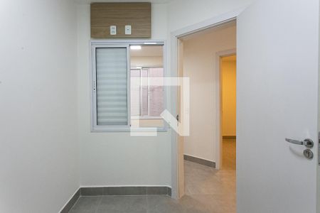 Quarto 1 de apartamento para alugar com 2 quartos, 40m² em Vila Carrão, São Paulo