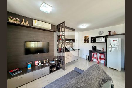 Sala de apartamento para alugar com 1 quarto, 39m² em Campo Belo, São Paulo