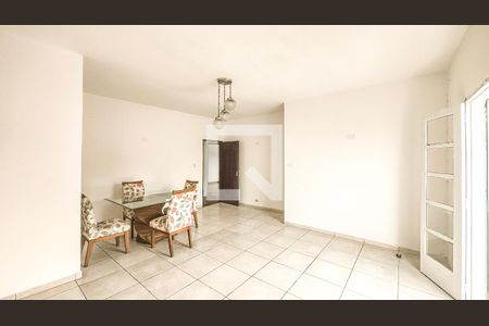 Sala de casa para alugar com 3 quartos, 160m² em Jardim dos Lagos, São Paulo