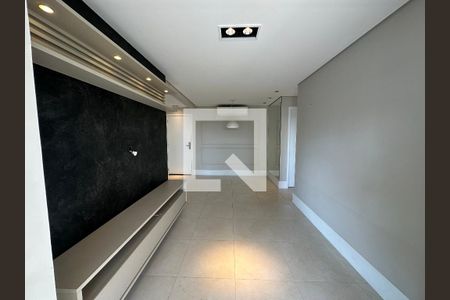 Sala de apartamento para alugar com 2 quartos, 67m² em Empresarial 18 do Forte, Barueri