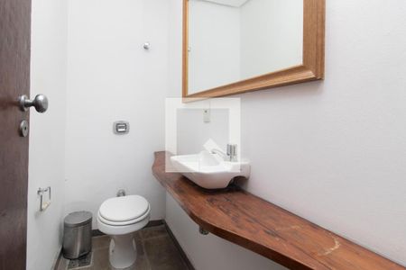 Lavabo de casa à venda com 3 quartos, 140m² em Ipanema, Porto Alegre