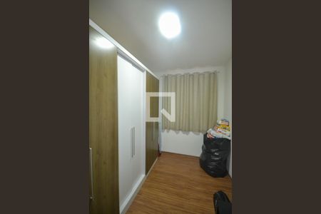 Quarto 1 de apartamento para alugar com 2 quartos, 49m² em Moquetá, Nova Iguaçu